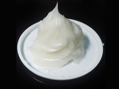 選擇塑膠零件潤(rùn)滑脂要考慮哪些因素呢？